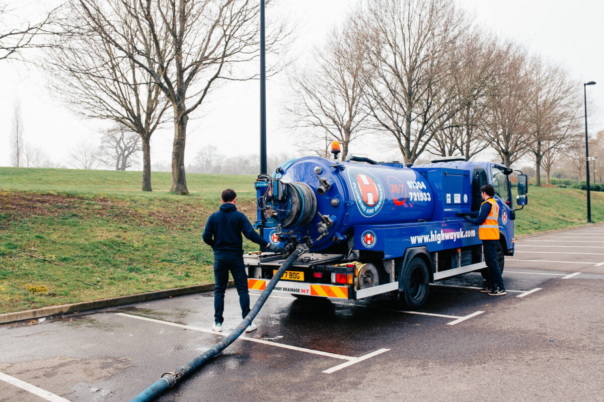Vacuum Tanker Drain Services HighwayUK Plumbing & Drainage in Kent